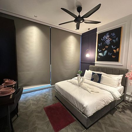 Skyline Homes By Scarletz Suites Klcc Куала Лумпур Екстериор снимка