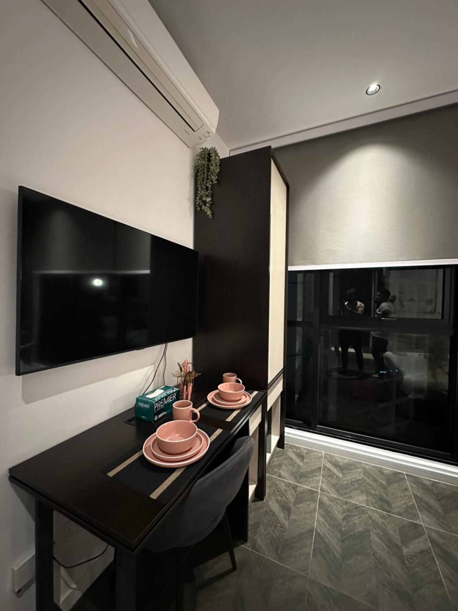 Skyline Homes By Scarletz Suites Klcc Куала Лумпур Екстериор снимка