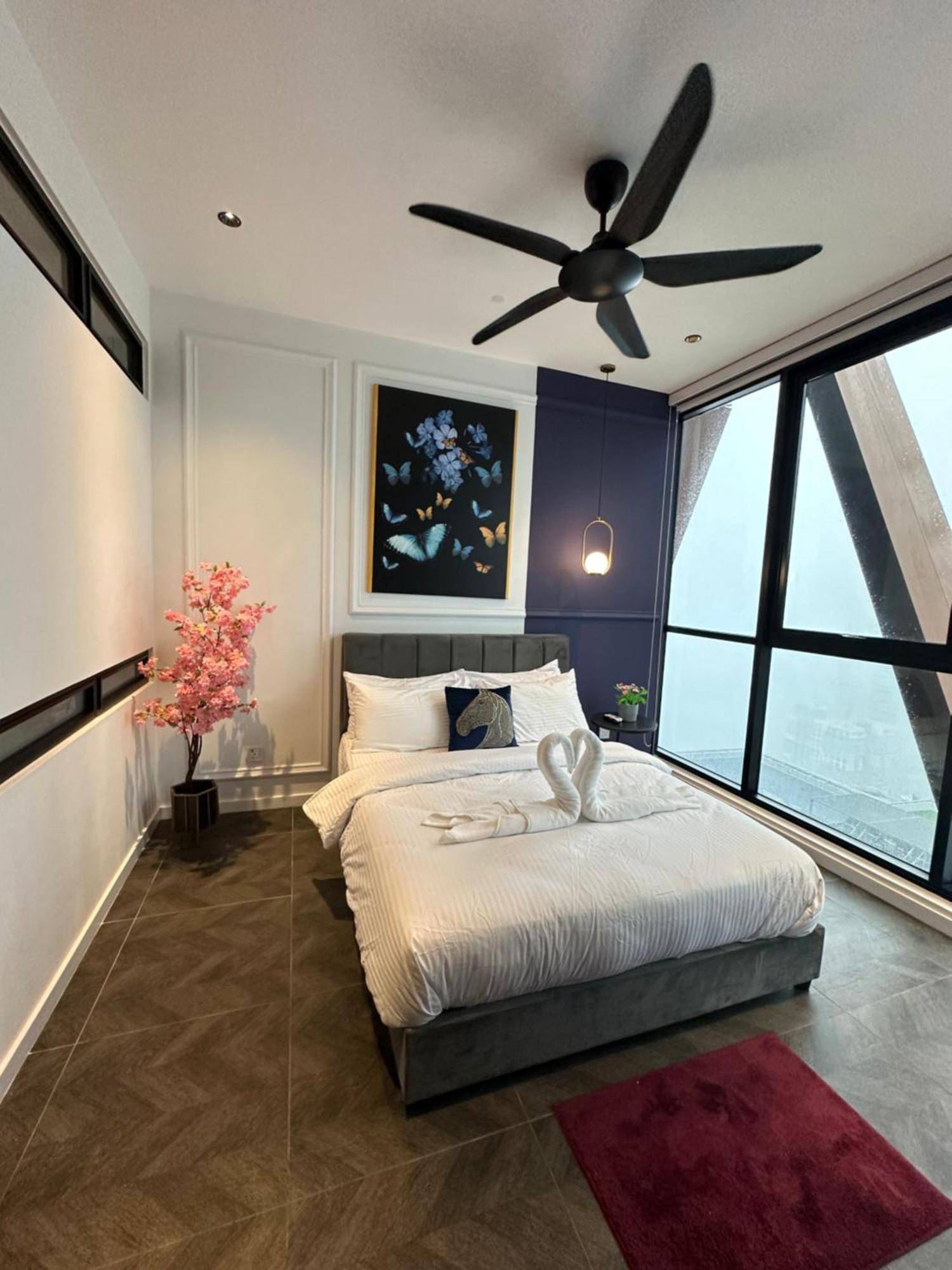 Skyline Homes By Scarletz Suites Klcc Куала Лумпур Екстериор снимка