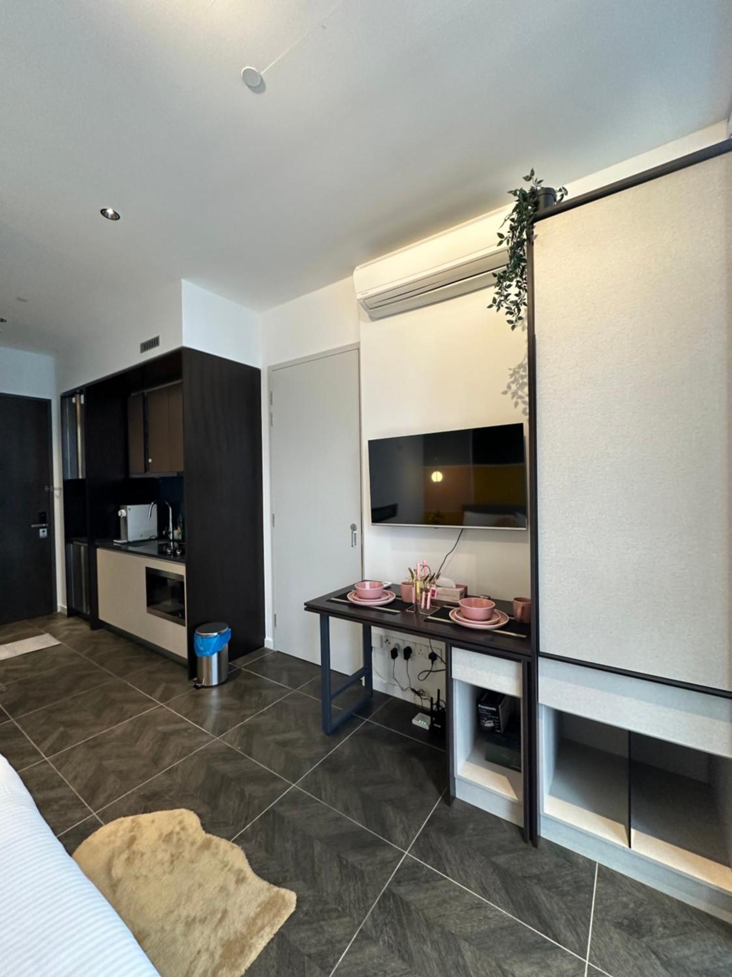 Skyline Homes By Scarletz Suites Klcc Куала Лумпур Екстериор снимка